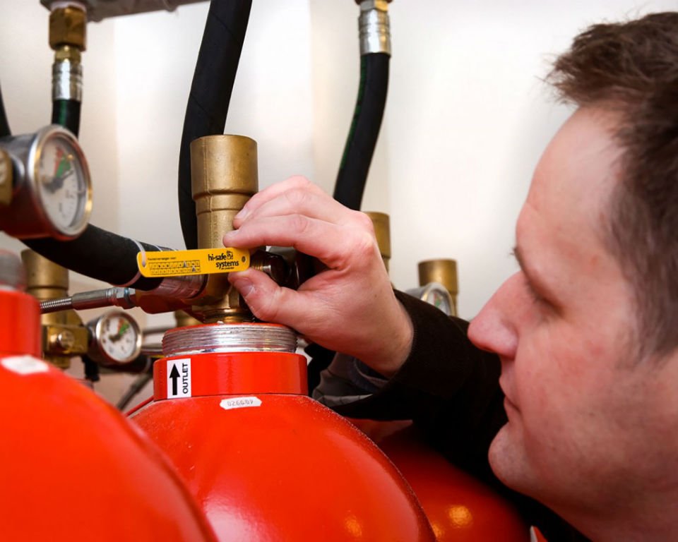 Extinguishing gas system inspection